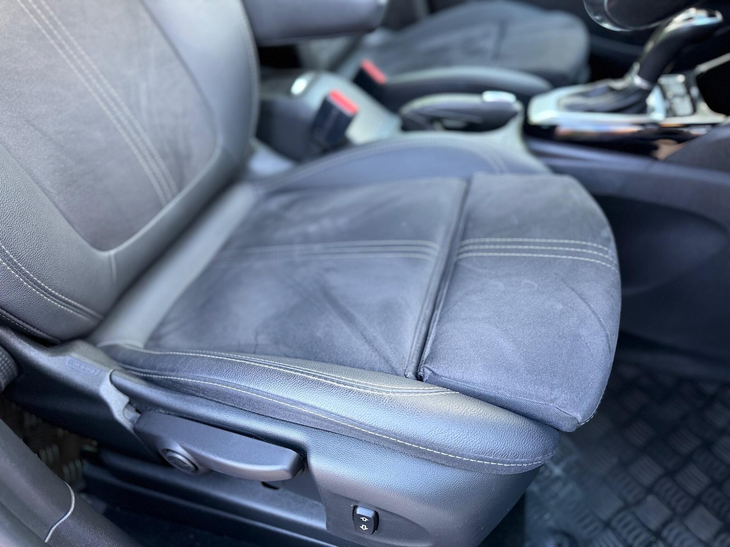 Used Vauxhall Crossland 2022 for sale - 76702053: Photo 31