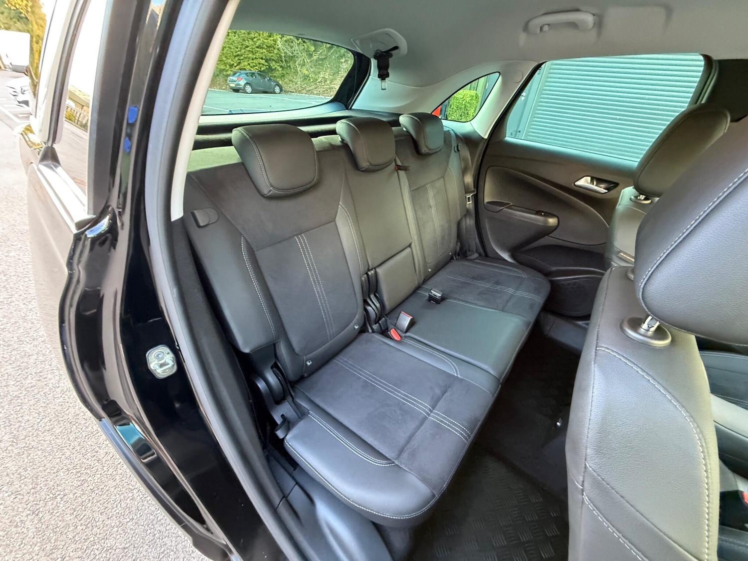 Used Vauxhall Crossland 2022 for sale - 76702053: Photo 32