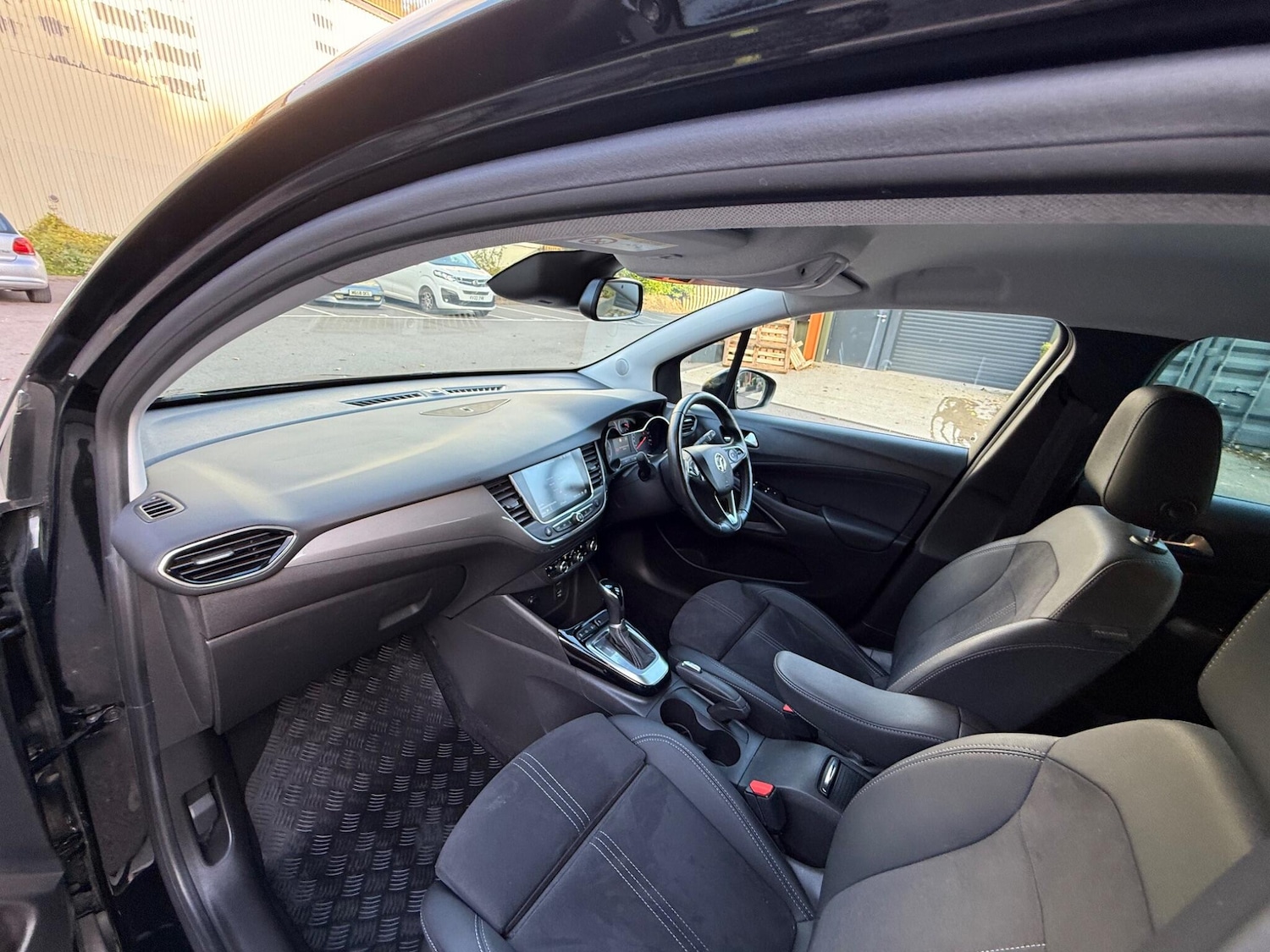 Used Vauxhall Crossland 2022 for sale - 76702053: Photo 44