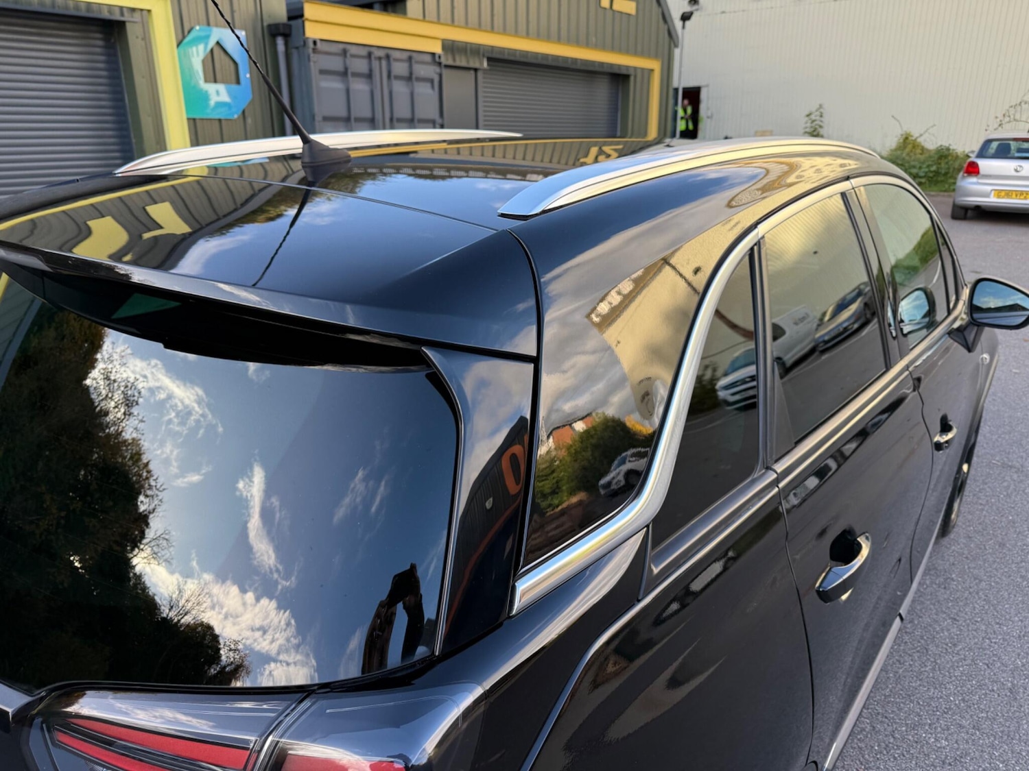 Used Vauxhall Crossland 2022 for sale - 76702053: Photo 60