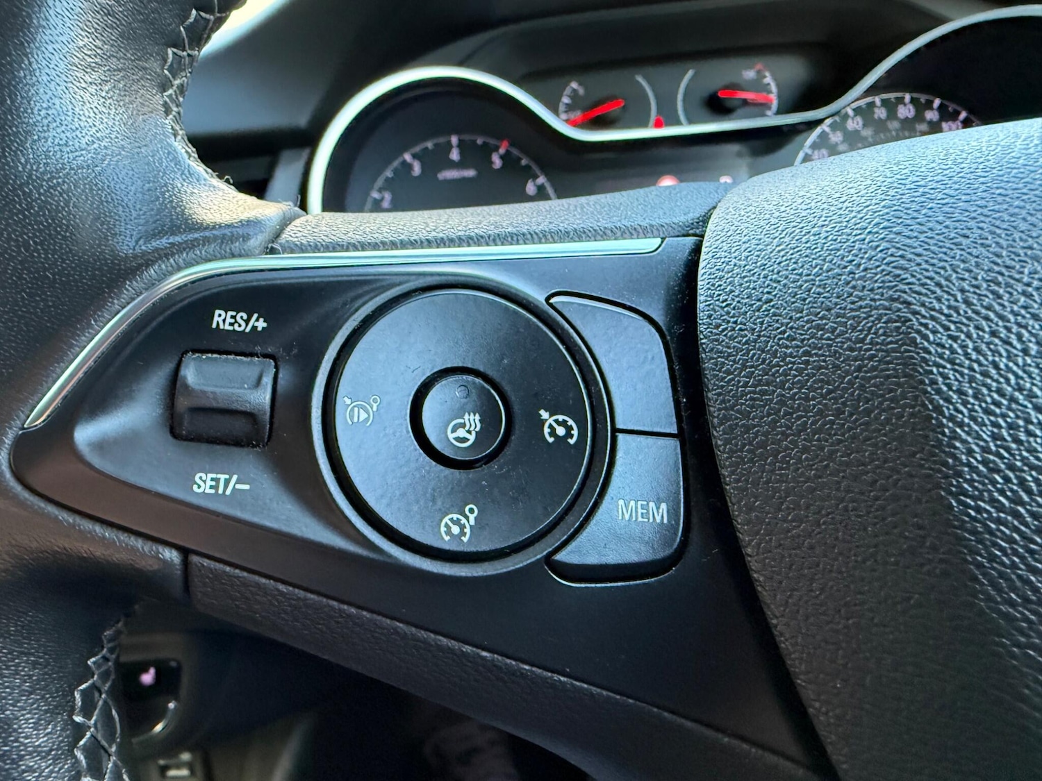 Used Vauxhall Crossland 2022 for sale - 76702053: Photo 79