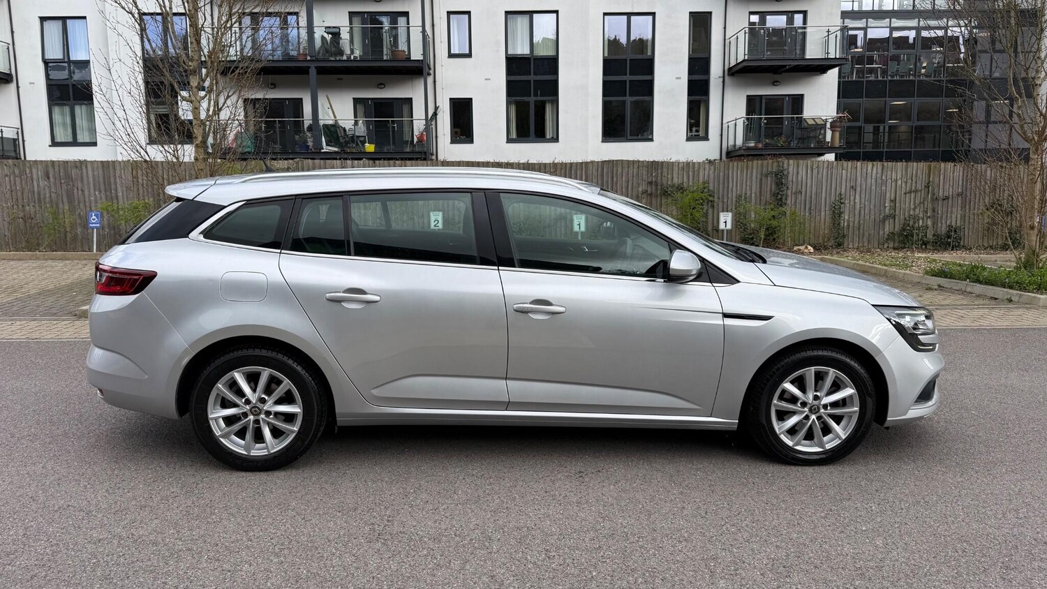 Used Renault Megane 2019 for sale - 77839760: Photo 11