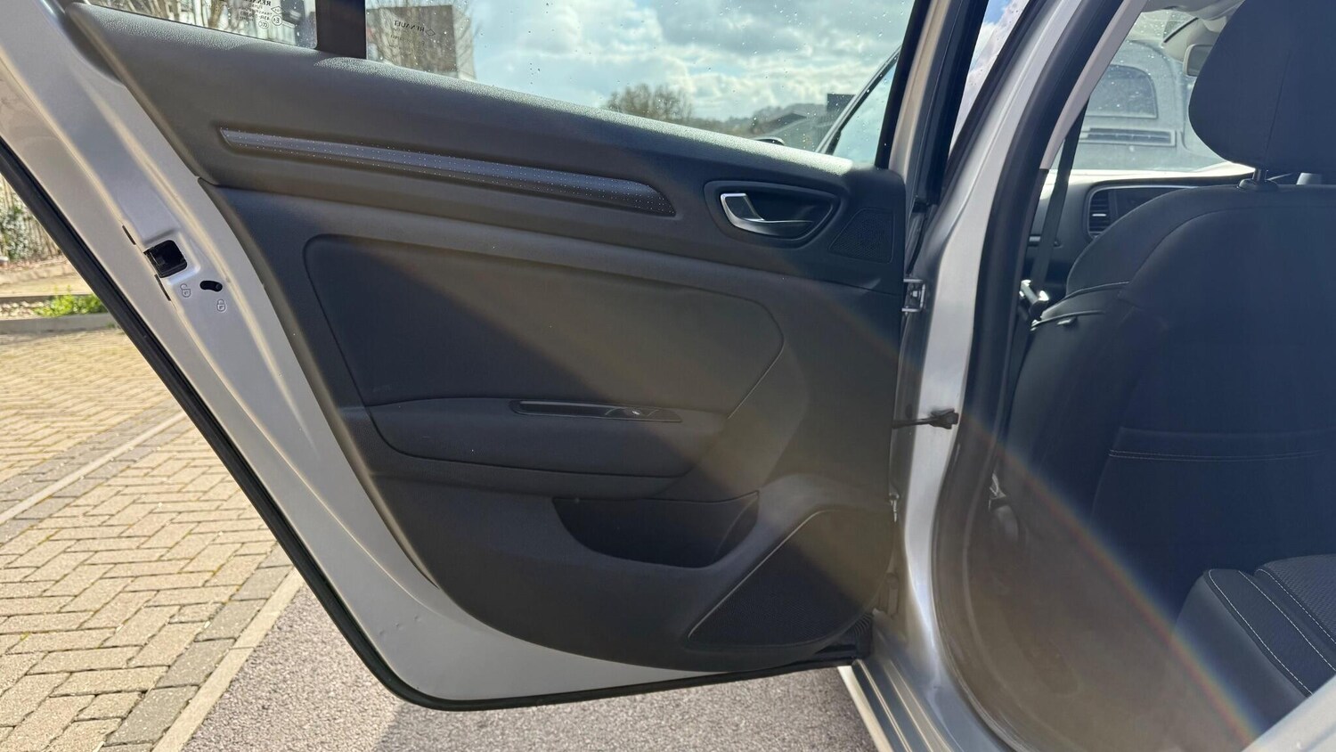 Used Renault Megane 2019 for sale - 77839760: Photo 46