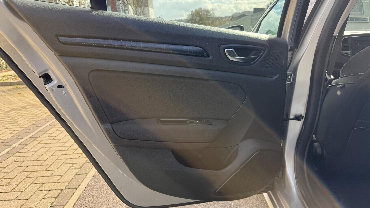 Used Renault Megane 2019 for sale - 77839760: Photo 47