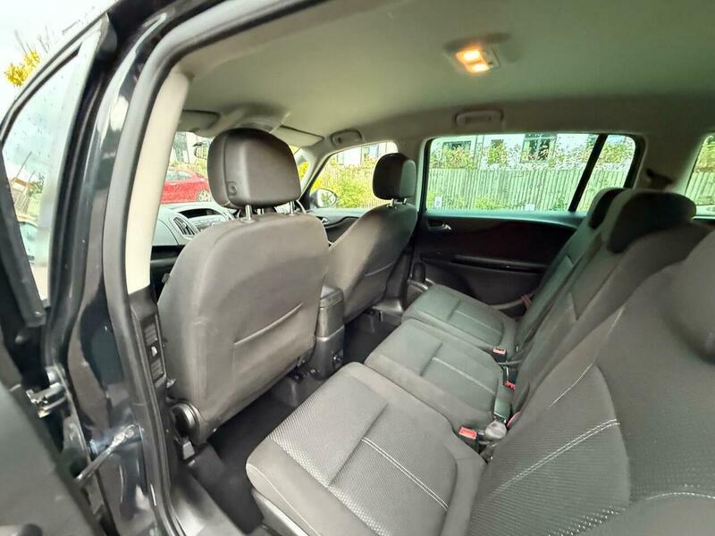Used Vauxhall Zafira Tourer 2014 for sale - 76361061: Photo 34