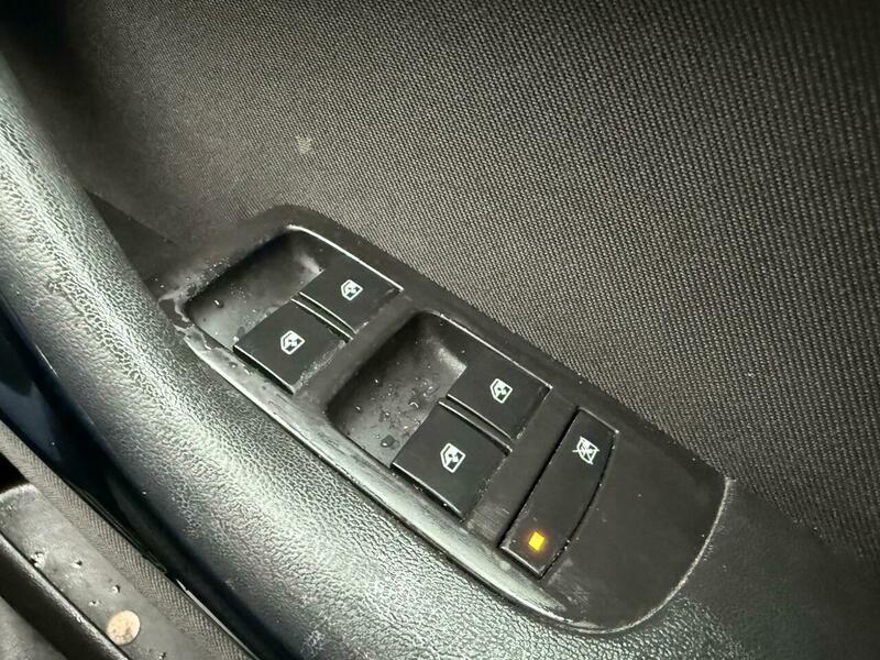 Used Vauxhall Zafira Tourer 2014 for sale - 76361061: Photo 37