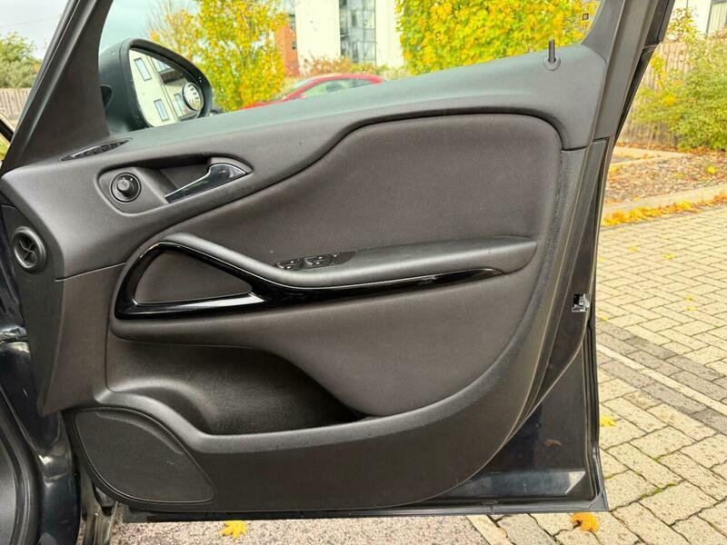 Used Vauxhall Zafira Tourer 2014 for sale - 76361061: Photo 38