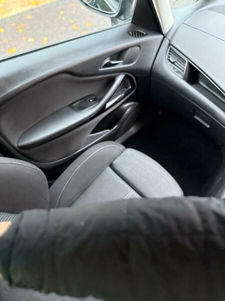 Used Vauxhall Zafira Tourer 2014 for sale - 76361061: Photo 51