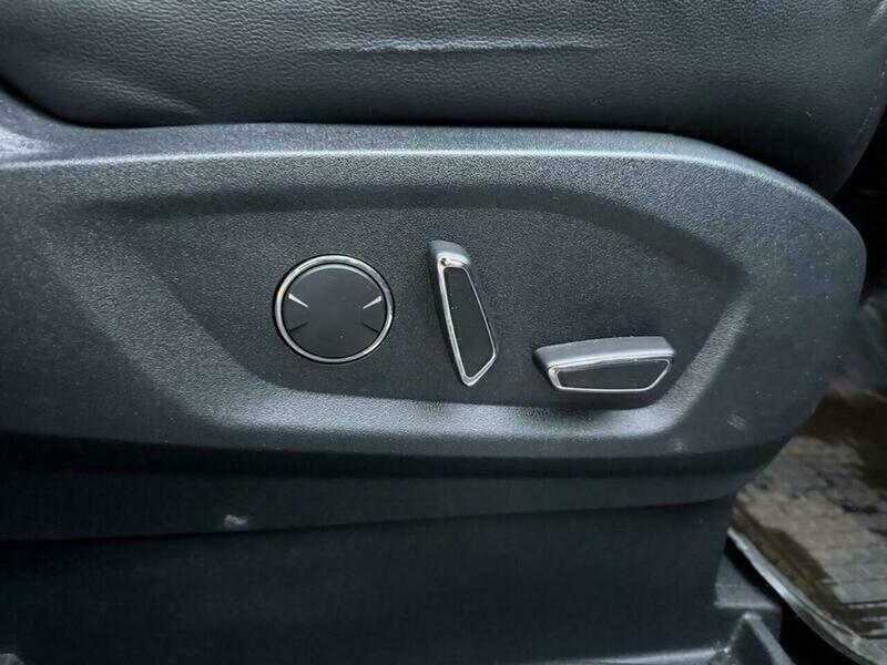 Used Ford Galaxy 2019 for sale - 77586133: Photo 32