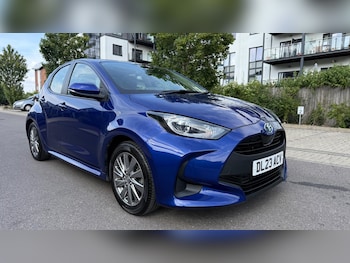 Used Toyota Yaris 2023 for sale - 79317024: Photo