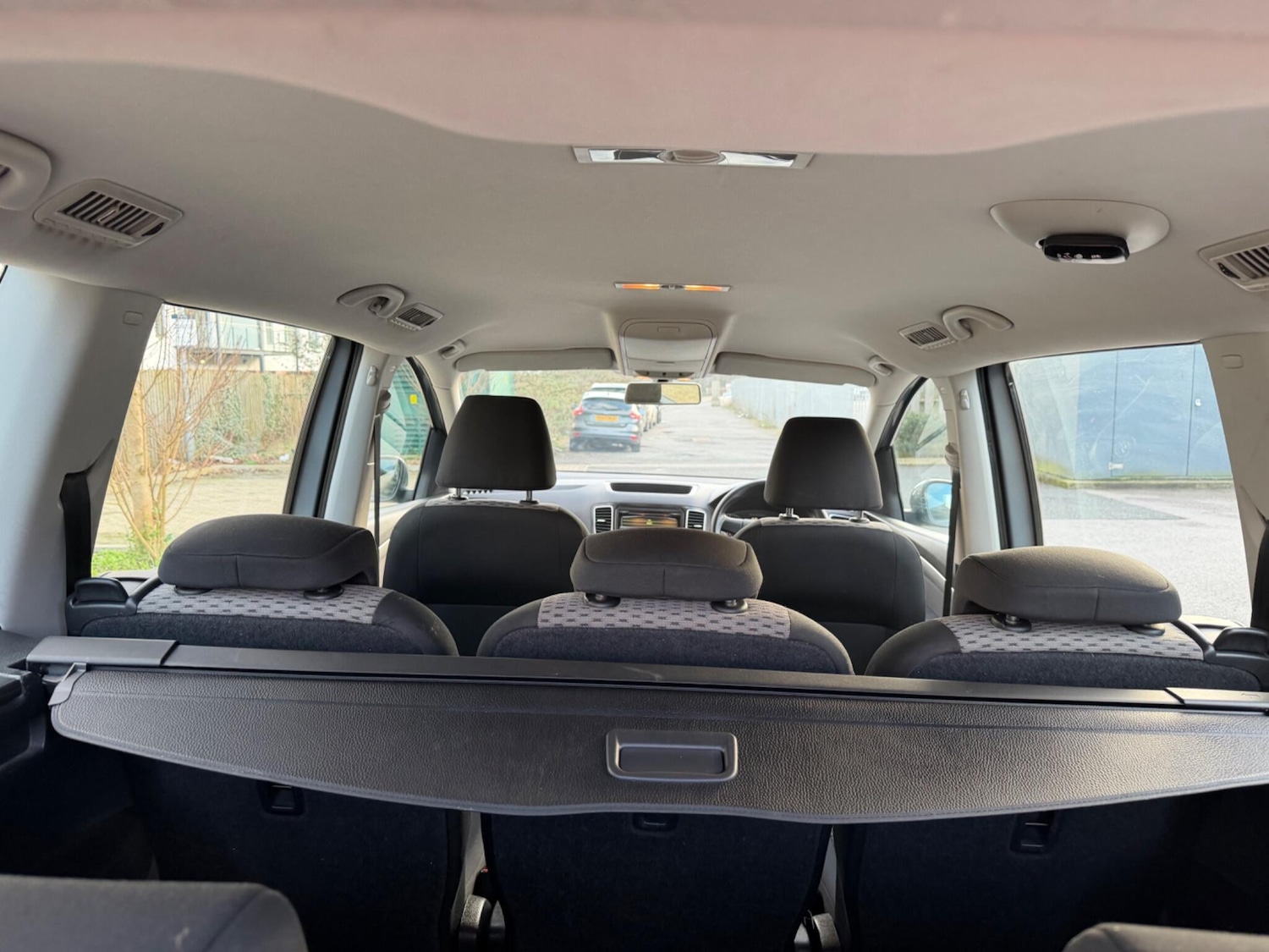 Used Volkswagen Sharan 2013 for sale - 77808651: Photo 15