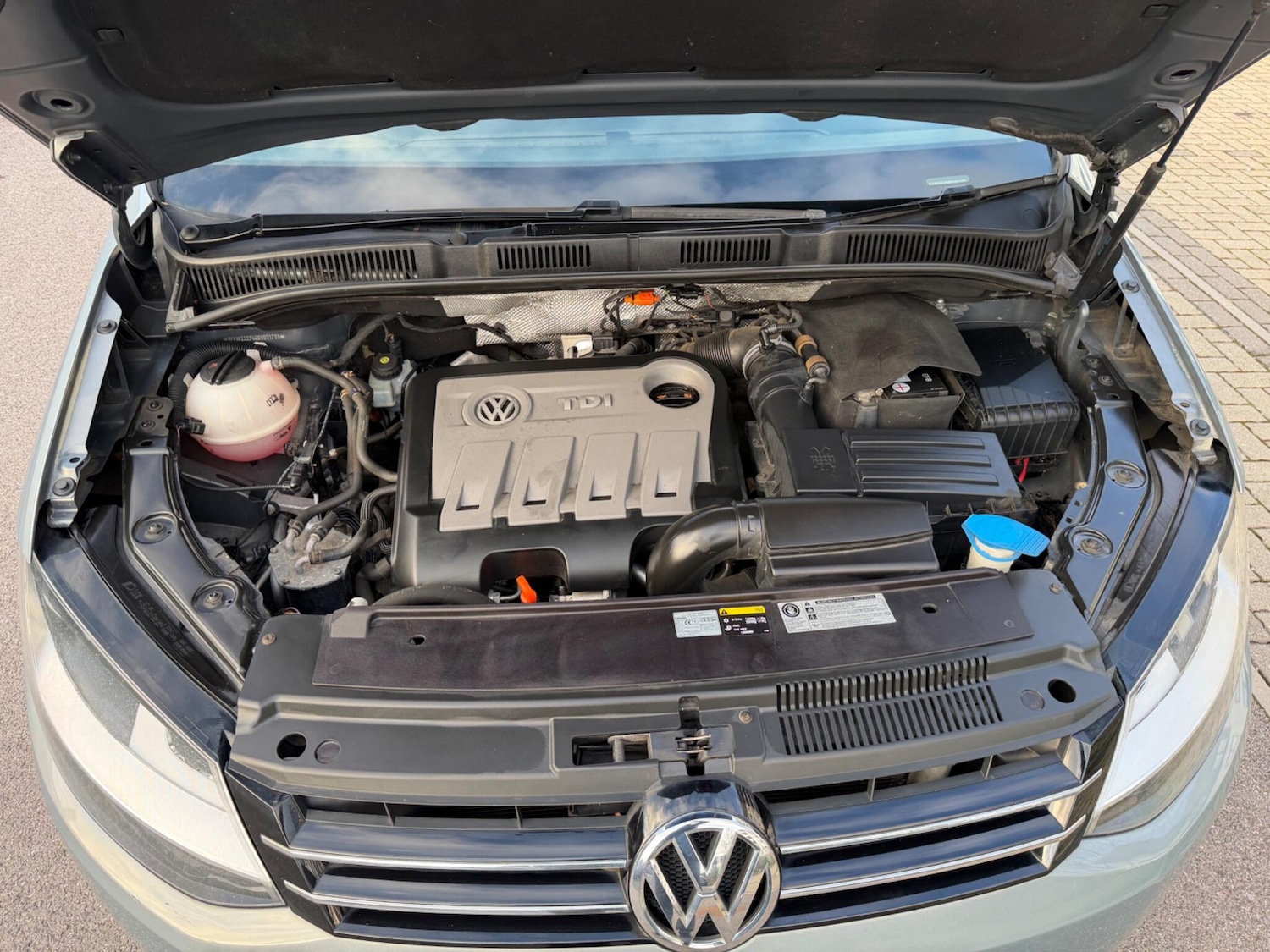 Used Volkswagen Sharan 2013 for sale - 77808651: Photo 24