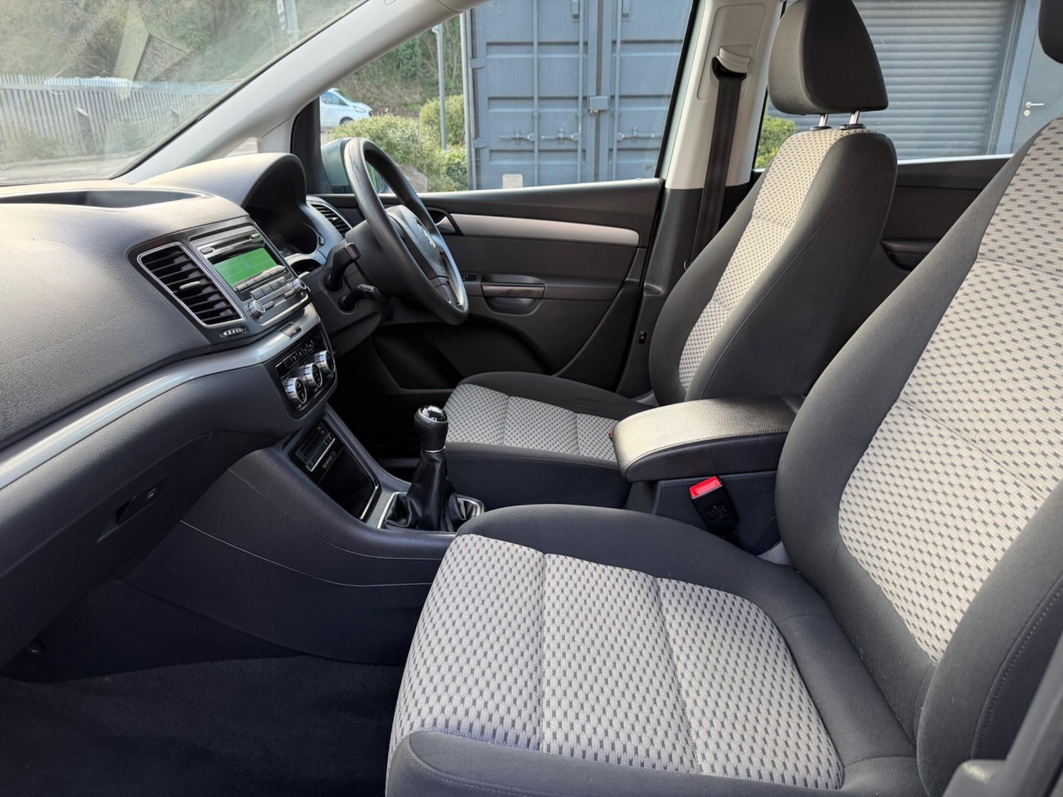 Used Volkswagen Sharan 2013 for sale - 77808651: Photo 40