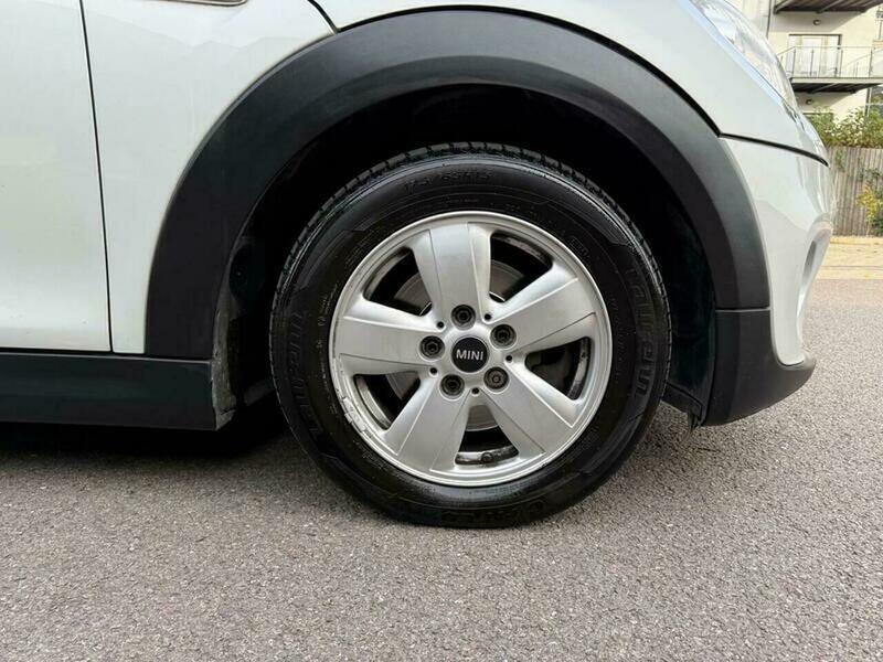 Used MINI Convertible 2019 for sale - 76108440: Photo 17