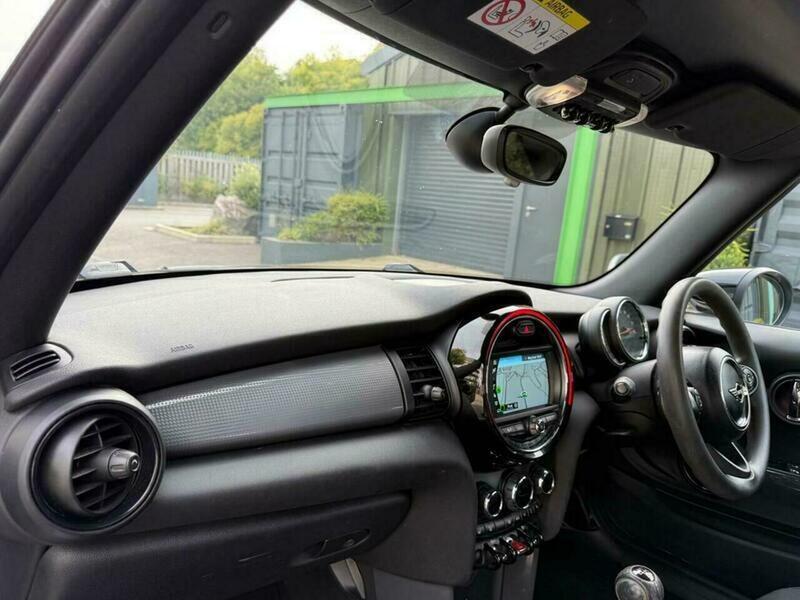 Used MINI Convertible 2019 for sale - 76108440: Photo 38