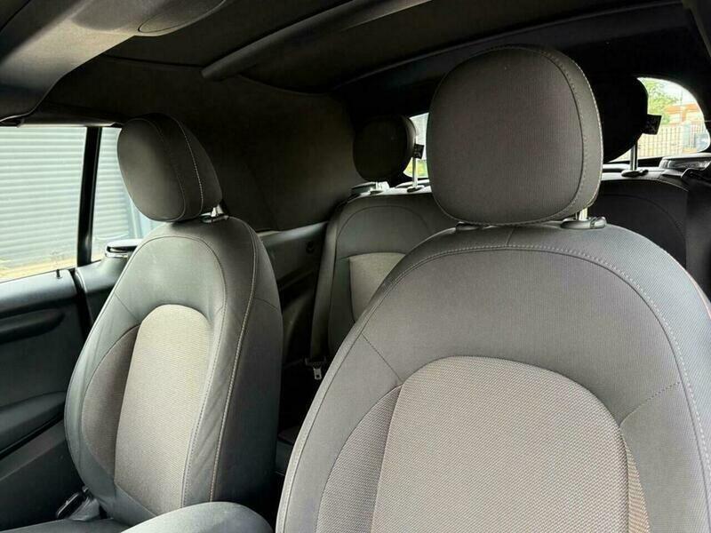 Used MINI Convertible 2019 for sale - 76108440: Photo 39