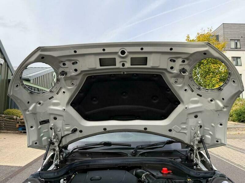 Used MINI Convertible 2019 for sale - 76108440: Photo 40