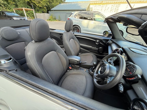 Used MINI Convertible 2019 for sale - 76108440: Photo 58