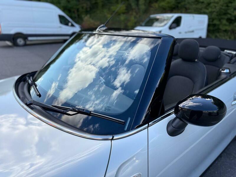 Used MINI Convertible 2019 for sale - 76108440: Photo 60