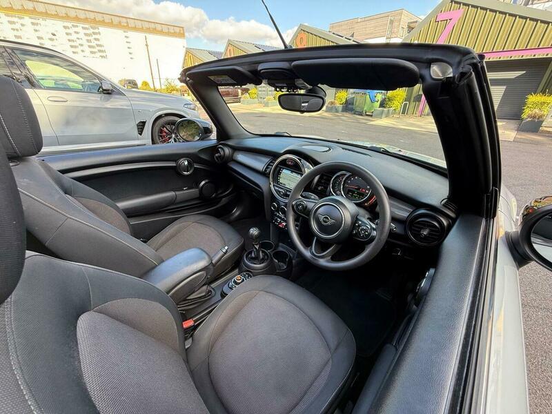 Used MINI Convertible 2019 for sale - 76108440: Photo 62