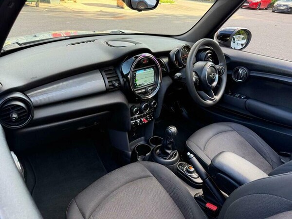 Used MINI Convertible 2019 for sale - 76108440: Photo 68