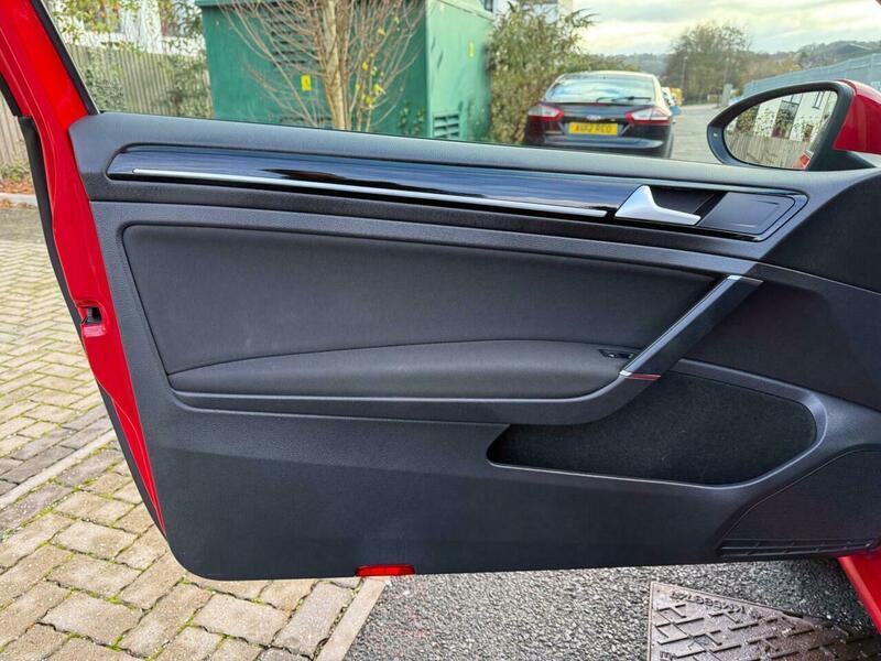 Used Volkswagen Golf for sale - 76728529: Photo 27