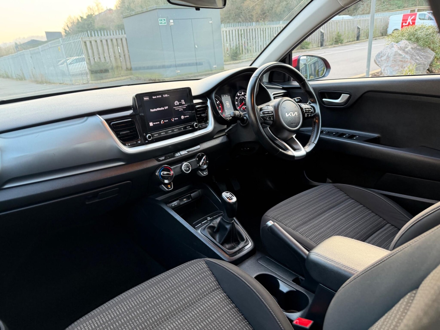 Used Kia Stonic for sale - 77754074: Photo 17