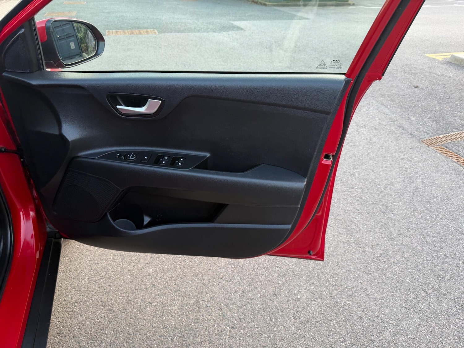 Used Kia Stonic for sale - 77754074: Photo 27