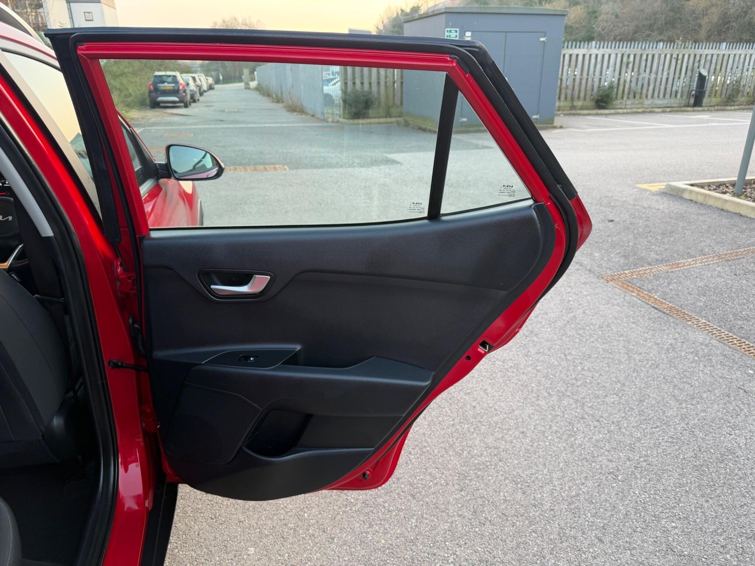 Used Kia Stonic for sale - 77754074: Photo 28