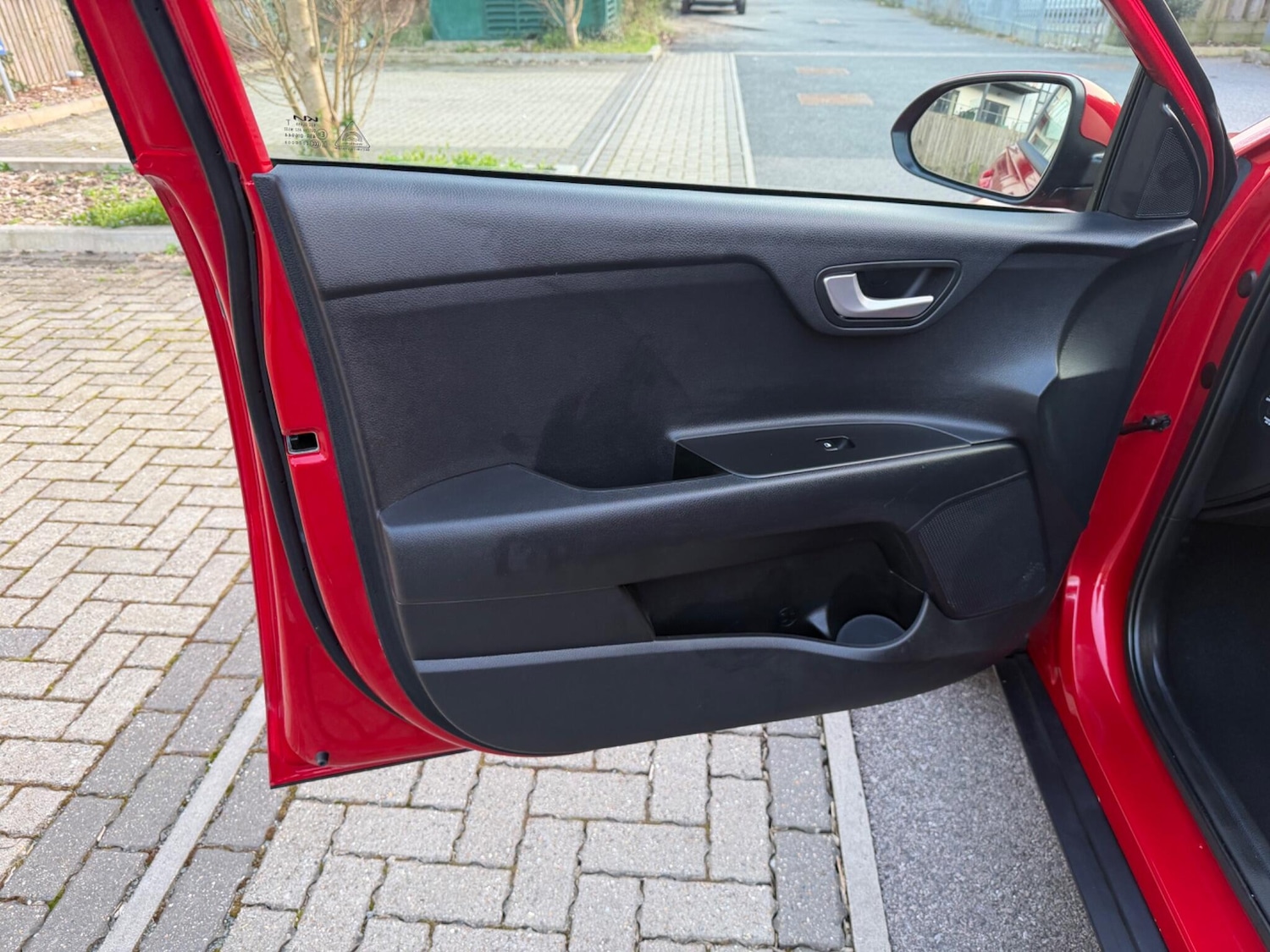 Used Kia Stonic for sale - 77754074: Photo 30