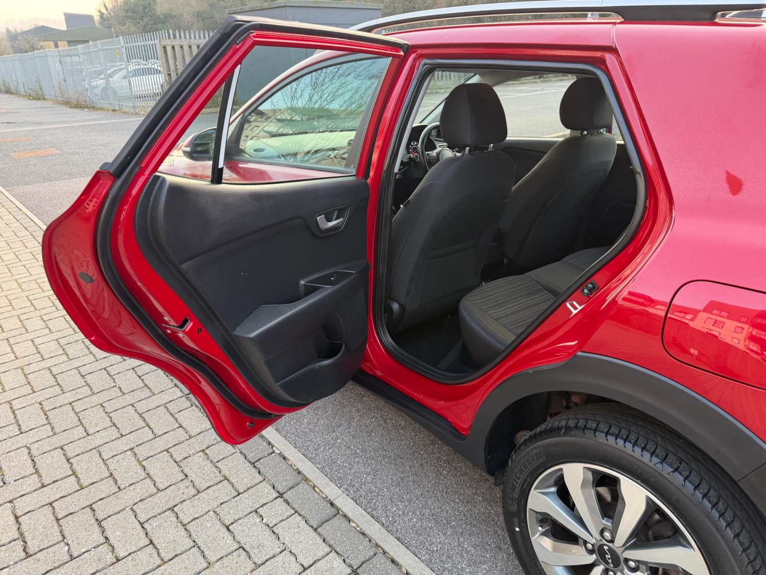 Used Kia Stonic for sale - 77754074: Photo 31