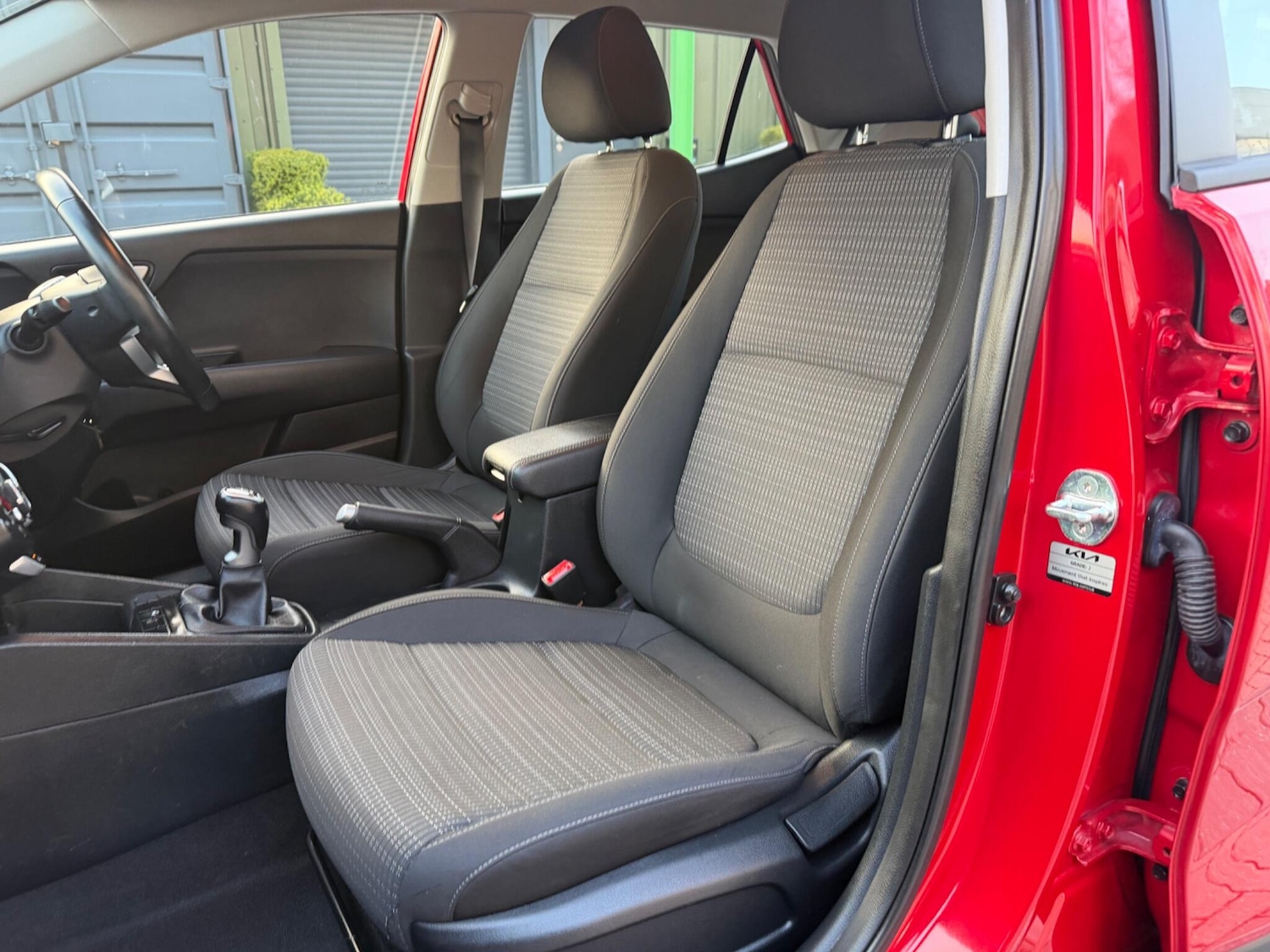 Used Kia Stonic for sale - 77754074: Photo 47