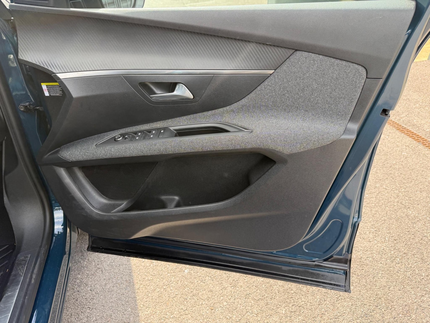 Used Peugeot 3008 2024 for sale - 78034094: Photo 24