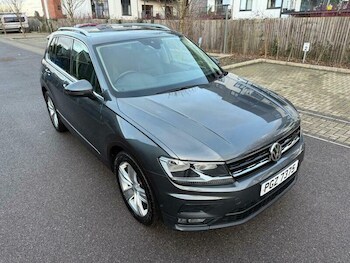 Used Volkswagen Tiguan 2020 for sale - 77237848: Photo