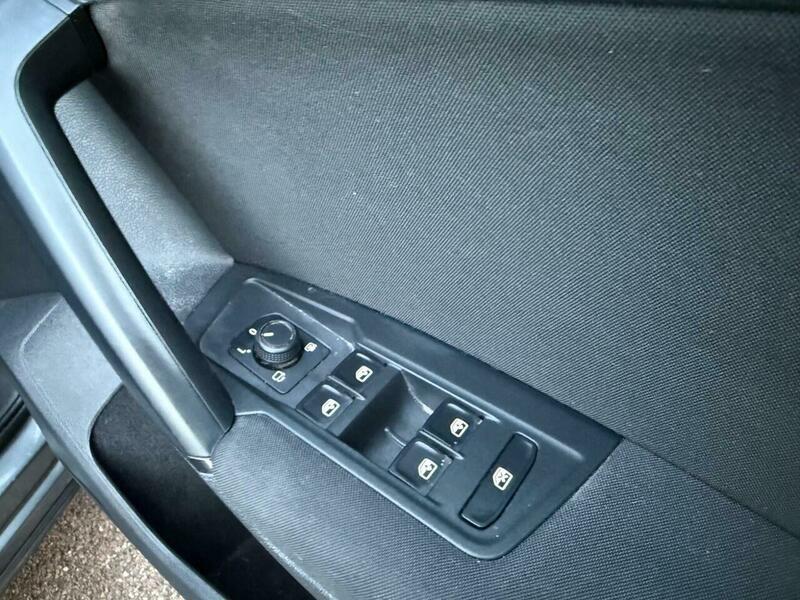 Used Volkswagen Tiguan 2020 for sale - 77237848: Photo 33