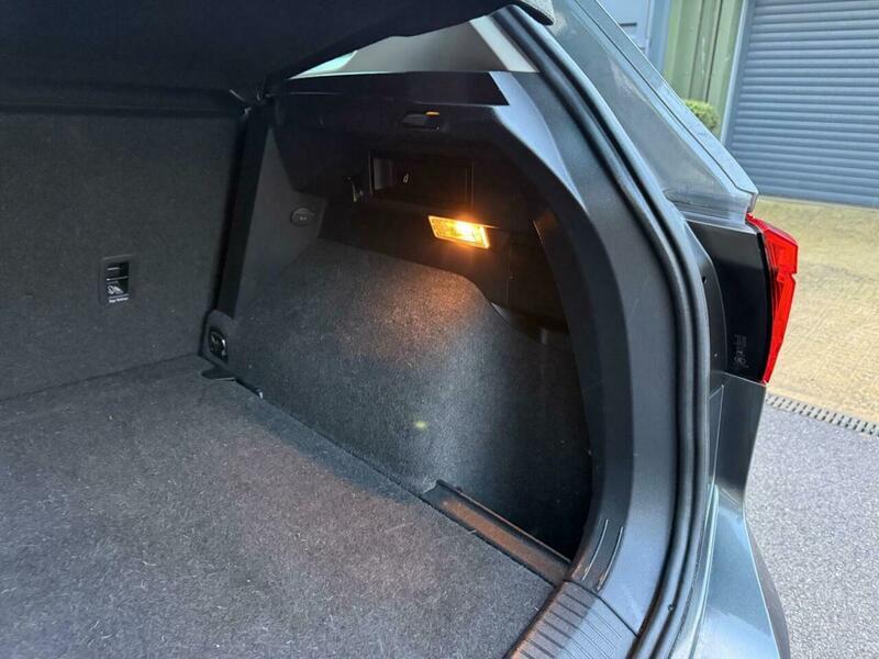 Used Volkswagen Tiguan 2020 for sale - 77237848: Photo 48