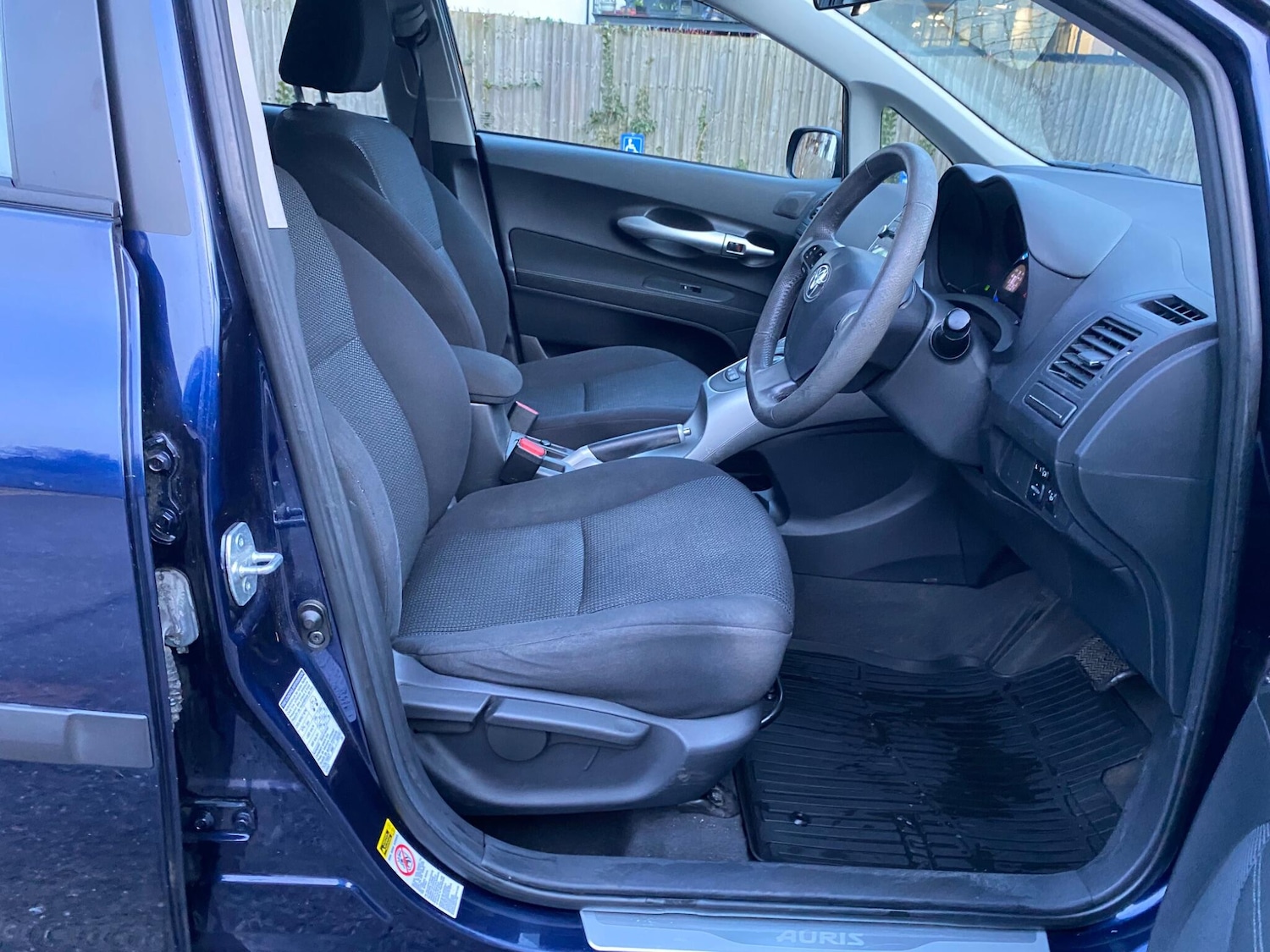 Used Toyota Auris 2010 for sale - 77559557: Photo 16