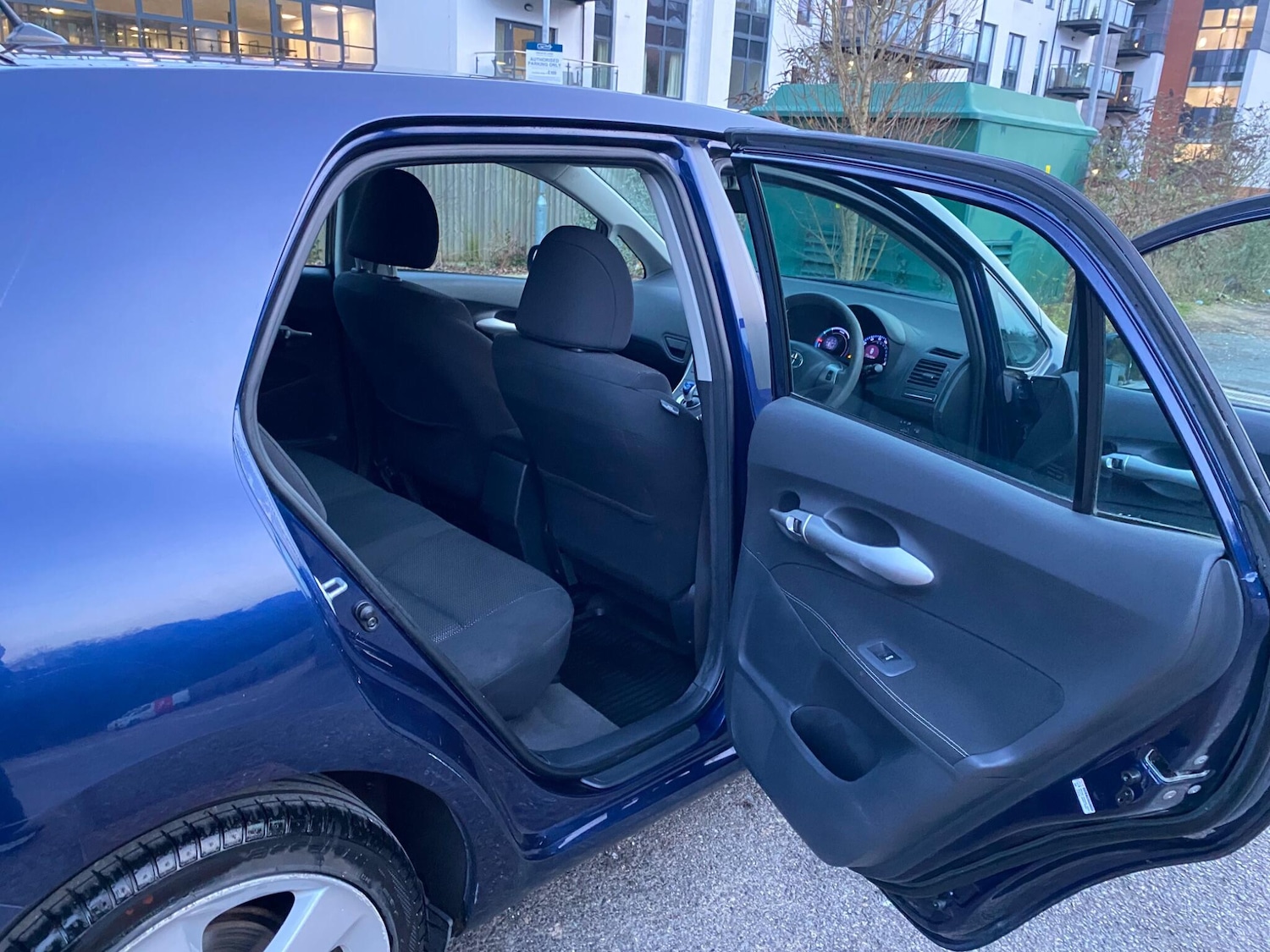 Used Toyota Auris 2010 for sale - 77559557: Photo 17