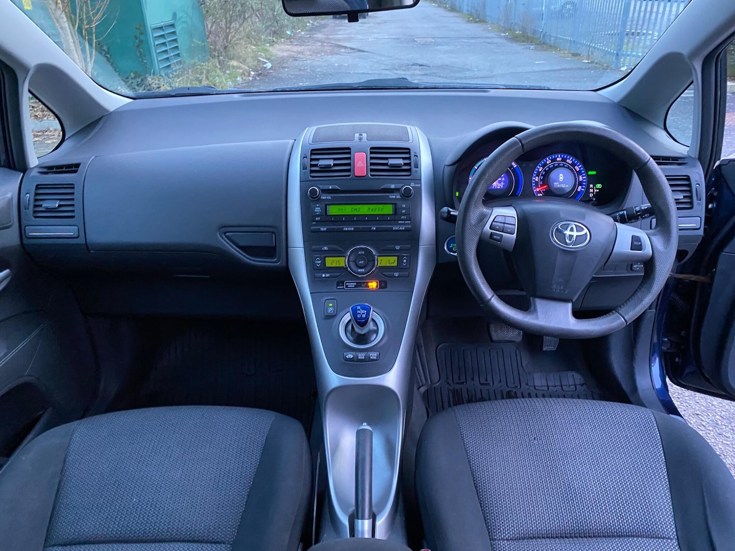 Used Toyota Auris 2010 for sale - 77559557: Photo 19