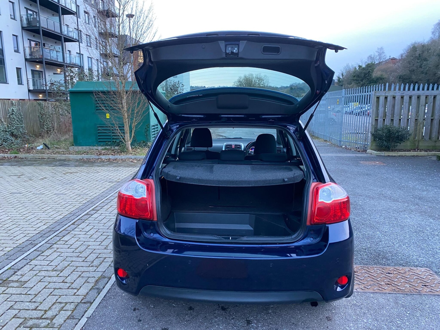 Used Toyota Auris 2010 for sale - 77559557: Photo 24