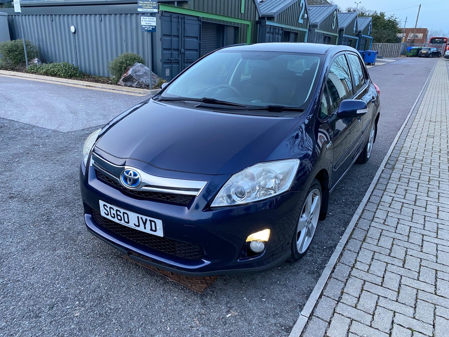 Used Toyota Auris 2010 for sale - 77559557: Photo 3