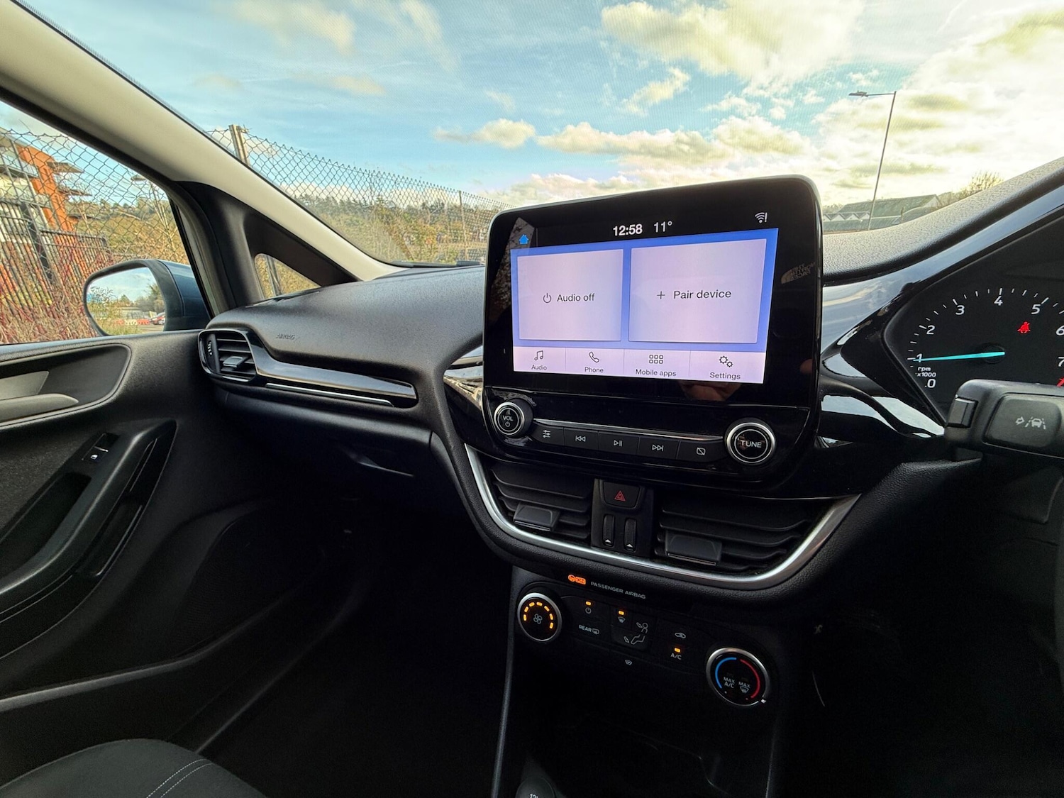 Used Ford Fiesta 2020 for sale - 76942682: Photo 21