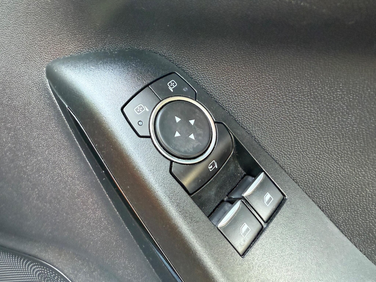 Used Ford Fiesta 2020 for sale - 76942682: Photo 33