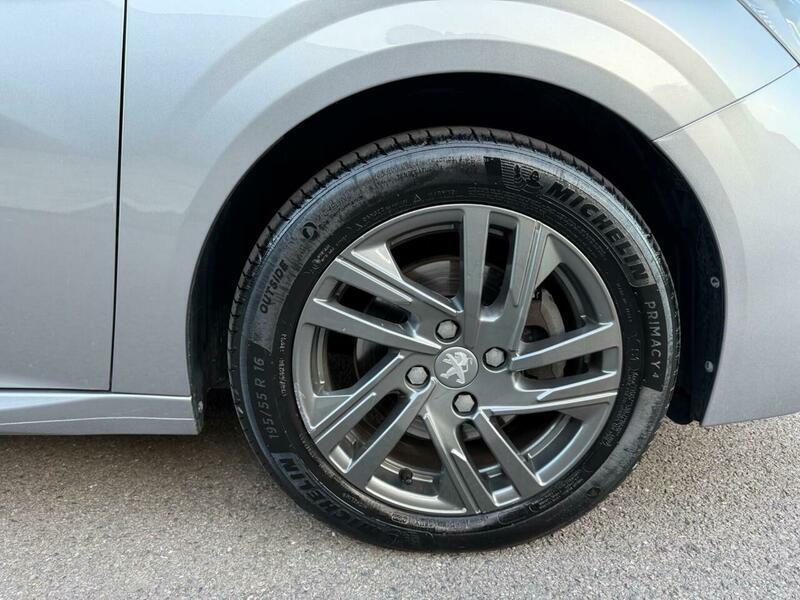 Used Peugeot 208 2022 for sale - 76572120: Photo 15