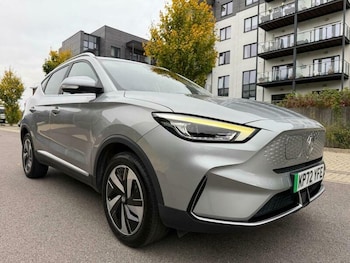 2022 (72) - 51.1kWh Trophy Auto 5dr