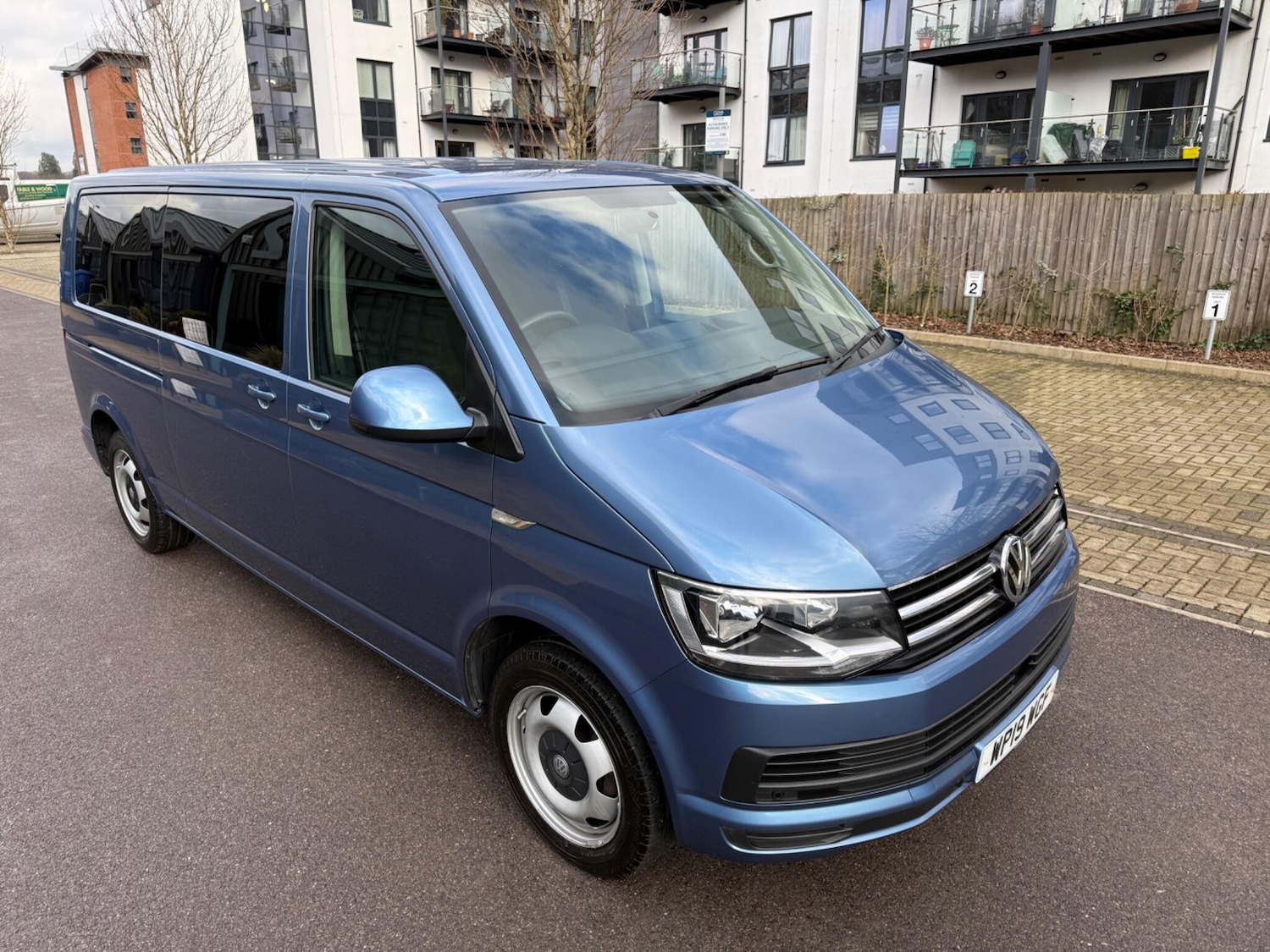 Used Volkswagen Transporter Shuttle 2019 for sale - 77587148: Photo 2
