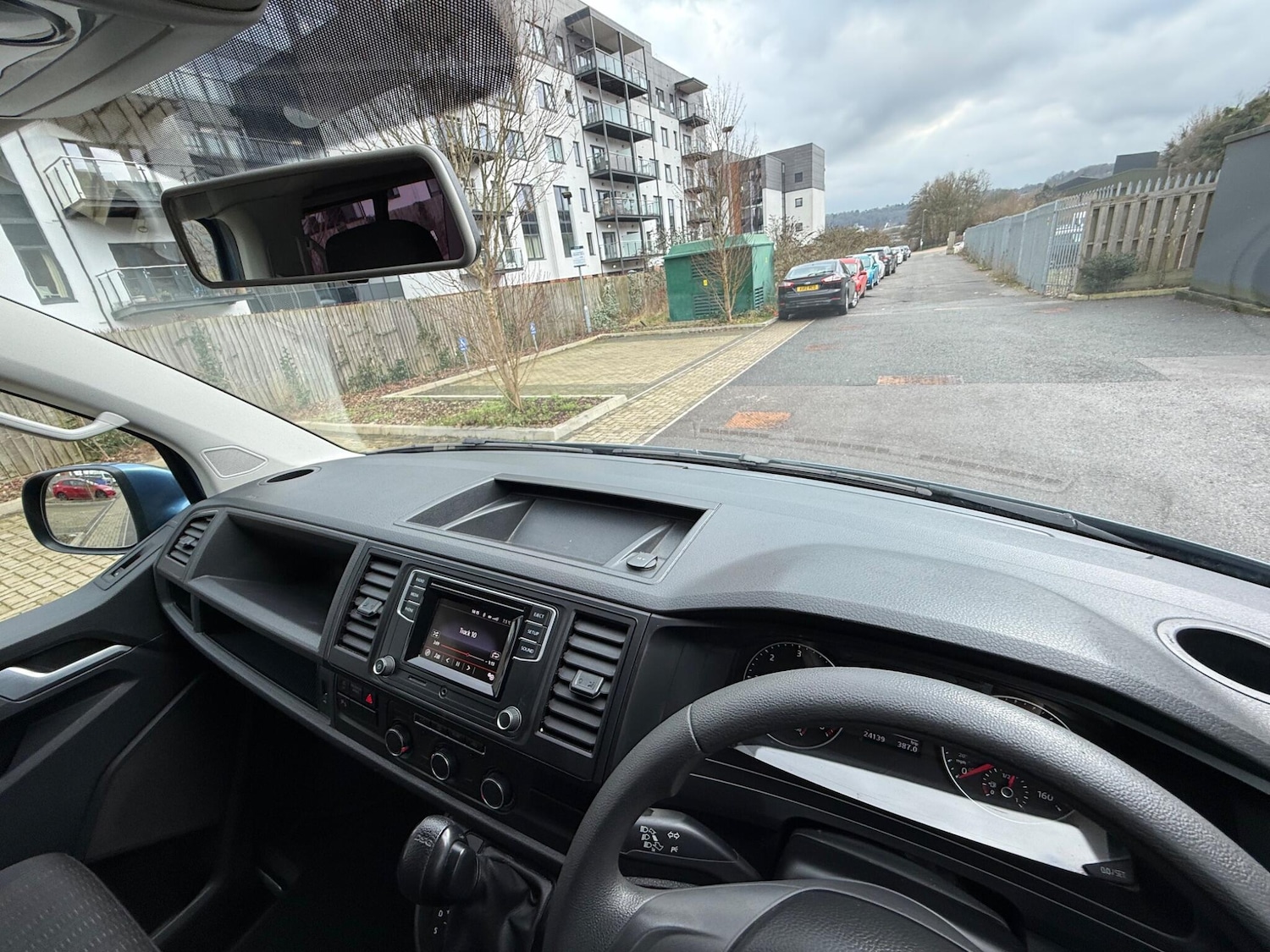 Used Volkswagen Transporter Shuttle 2019 for sale - 77587148: Photo 77