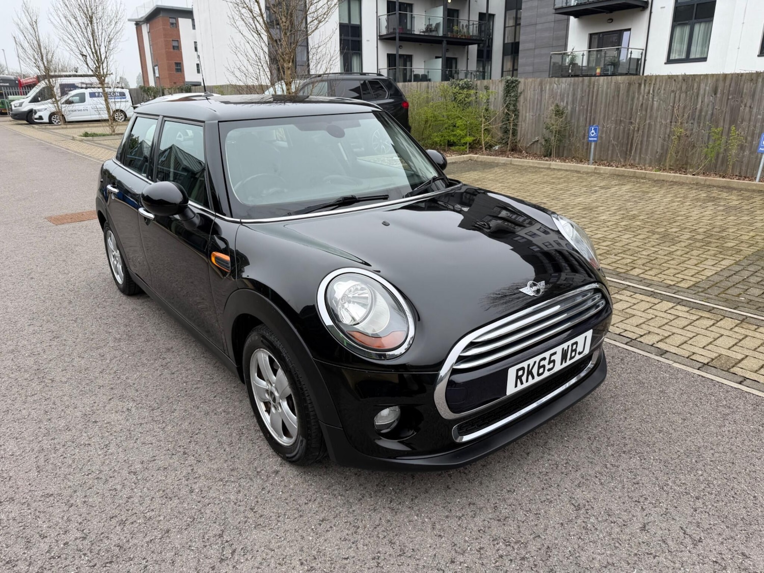 Used MINI Hatch 2015 for sale - 77793932: Photo 1