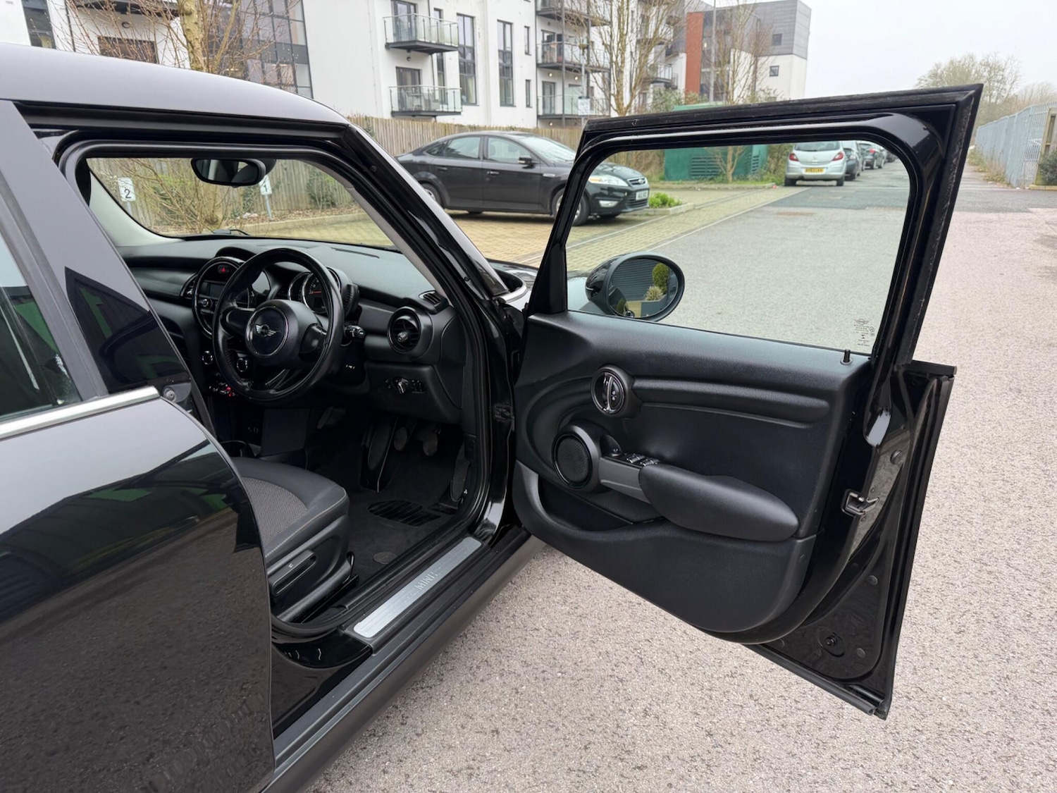 Used MINI Hatch 2015 for sale - 77793932: Photo 19