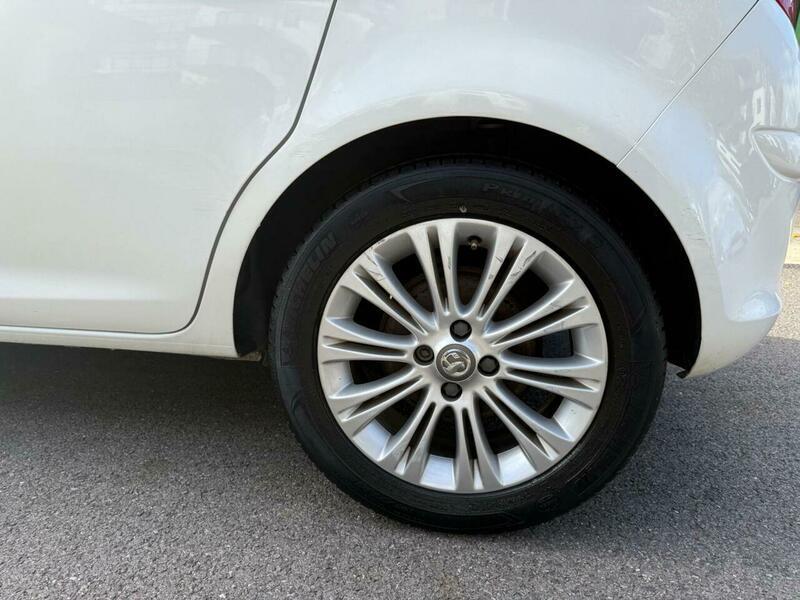 Used Vauxhall Corsa 2015 for sale - 76349344: Photo 11